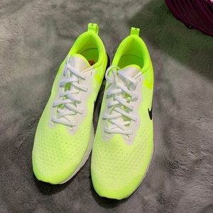 Nike Odyssey React White Volt